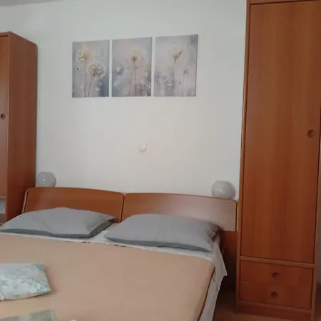 Lovorka Apartman Rab Town