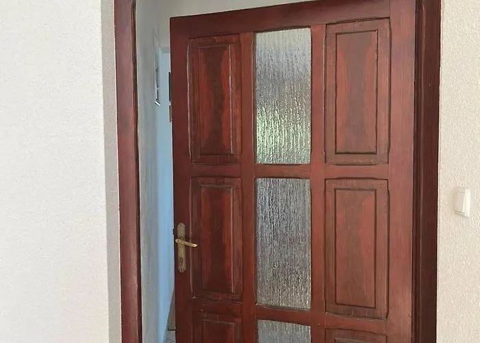 Lovorka 아파트 *