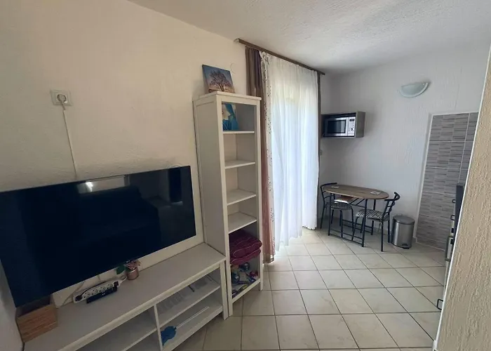 Lovorka 라브